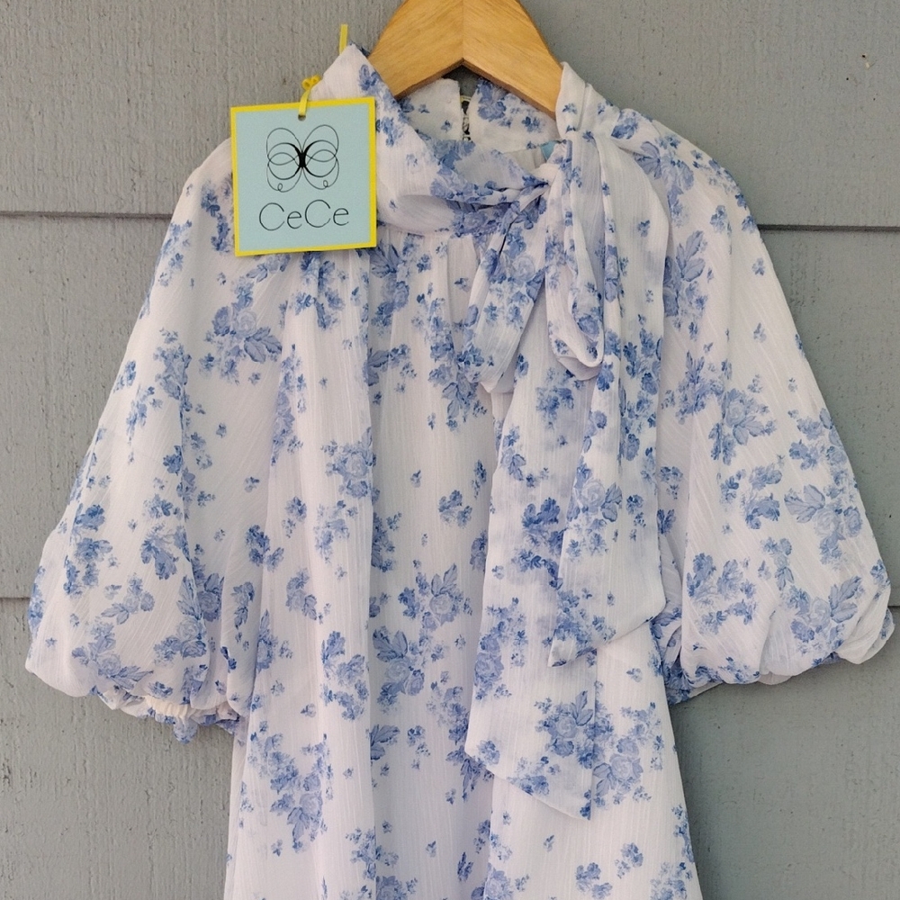 CeCe Blue Floral Blouse NWOT